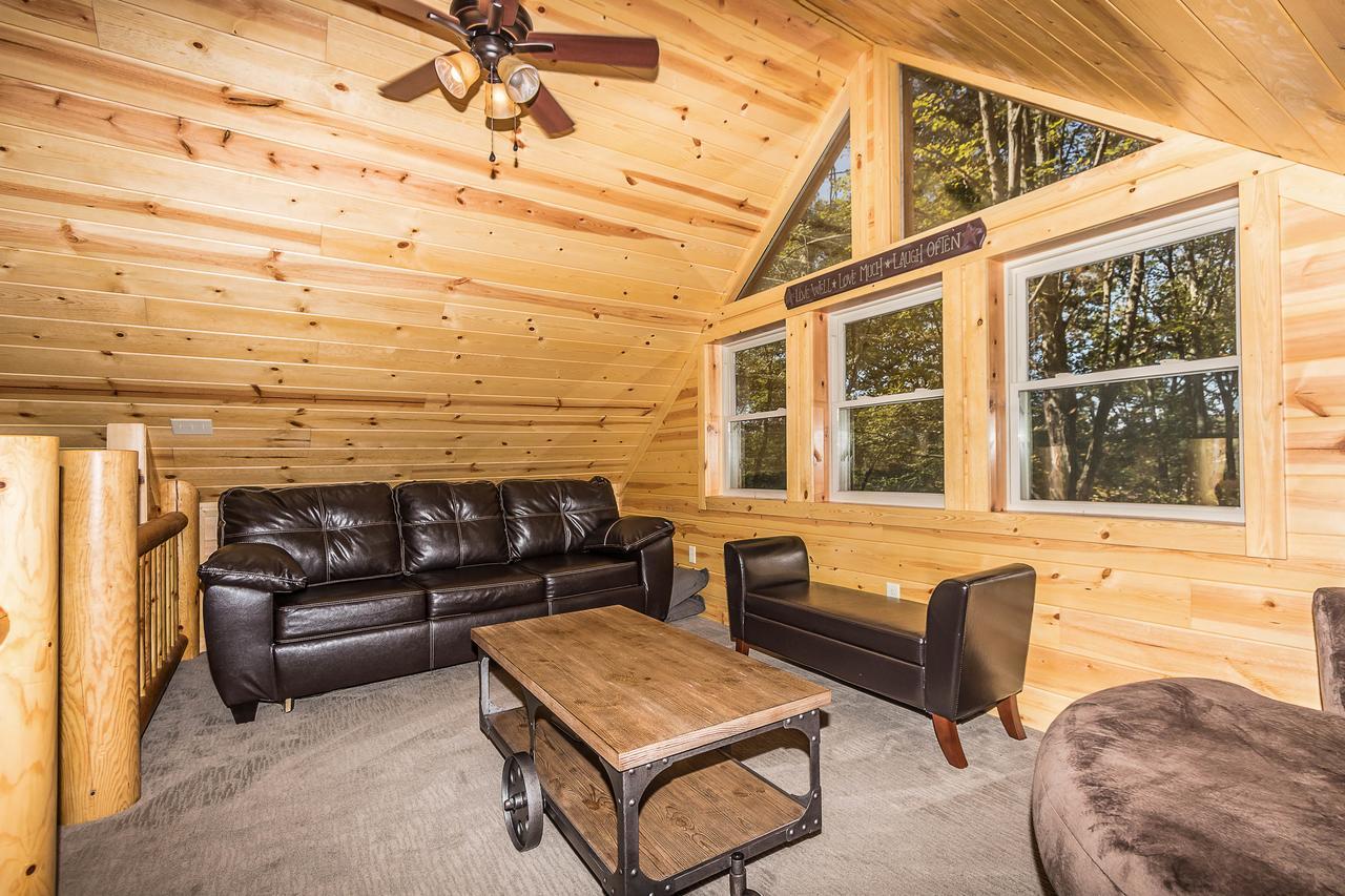 Hocking Hills Cabins & Resort Foxfire Logan Buitenkant foto